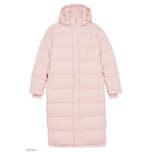 Aritzia Long Hooded Puffer Coat in Light Pink
